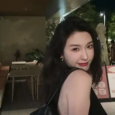 潘东英
